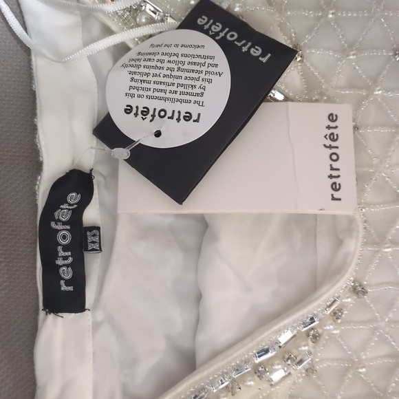 7. NWT RETROFETE LANI SKIRT - Picture 11 of 11